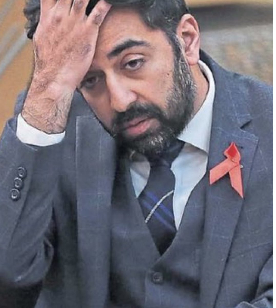 barryrobson's tweet image. This bewildered eedyot wants to flood Scotland with Palestinian refugees when Scots can’t even get a GP appointment, a dental visit, a hospital diagnosis, never mind treatment, and a decent education for their kids 😅🤣😂 #OhDearOhDear