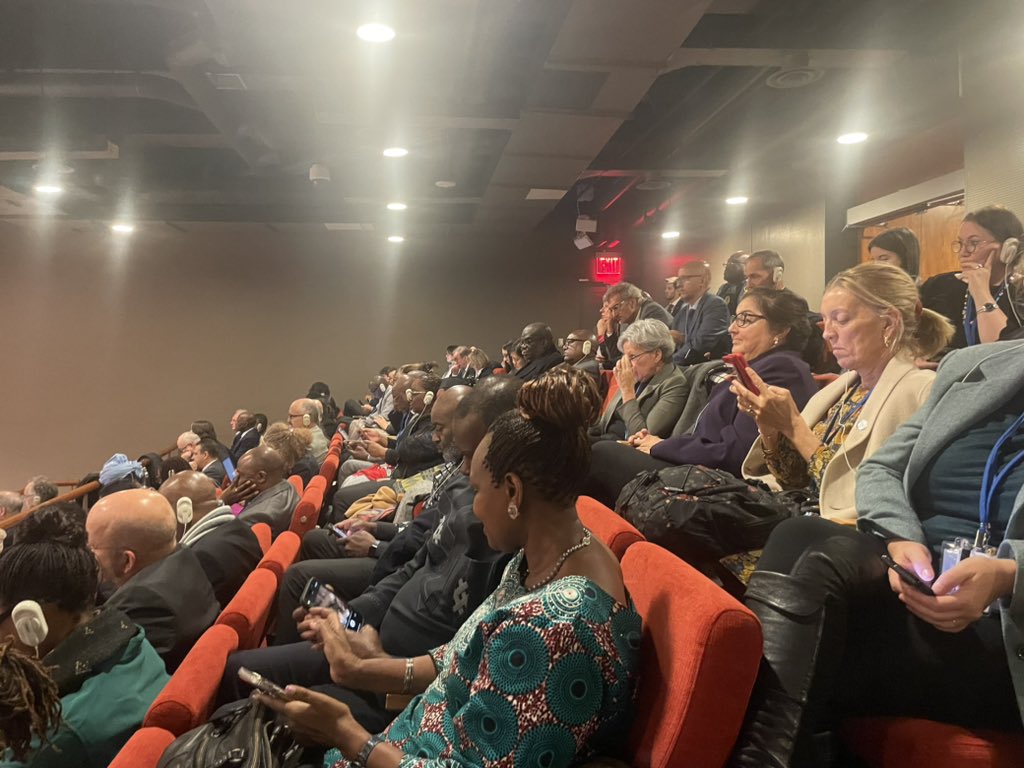 Happening now! an insightful dialogue between Member States & #UNDS Resident Coordinators to discuss strategies to fast track impactful actions on: 🌽Food systems 💡Energy access & affordability 💻Digital connectivity 📝Education 💼Jobs & social protection ⛈️Climate change