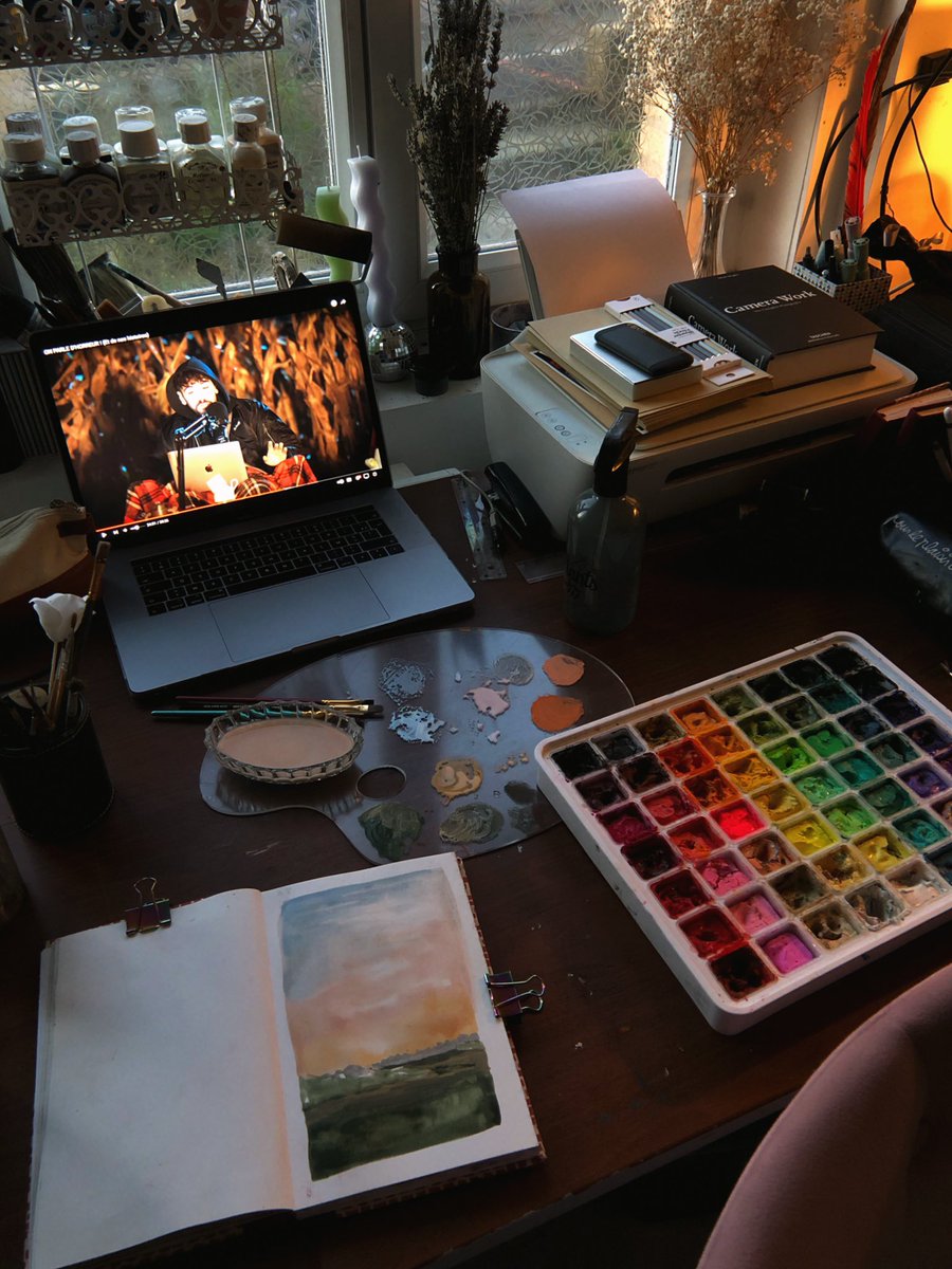 drawlinkson's tweet photo. Ptite gouache d’un lever de soleil de cette semaine https://t.co/SEoWG50Naf