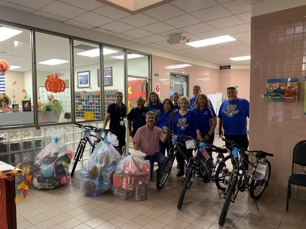 Excited about the generous donation from the Bowie Legacy! They’ve provided us with athletic equipment and bikes, aiming to motivate our students to attend school. We truly appreciate their continued support! #AttendanceMatters @BowieLegacy100 @mpazepzona @Joseph13464651