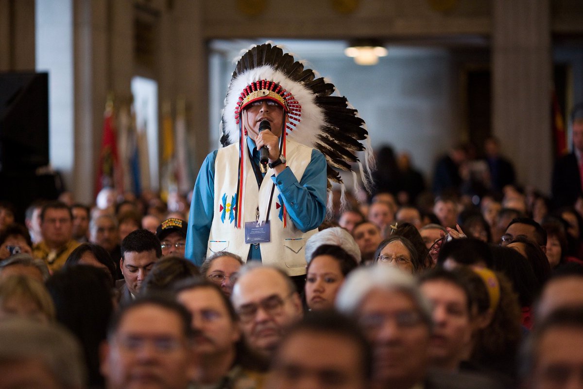 In 2009, @BarackObama hosted the first White House Tribal Nations Conference. We talked jobs, energy, and health care with leaders from 564 federally recognized tribes. It was a historic step in addressing the unique needs of Indigenous communities. #NativeAmericanHeritageMonth