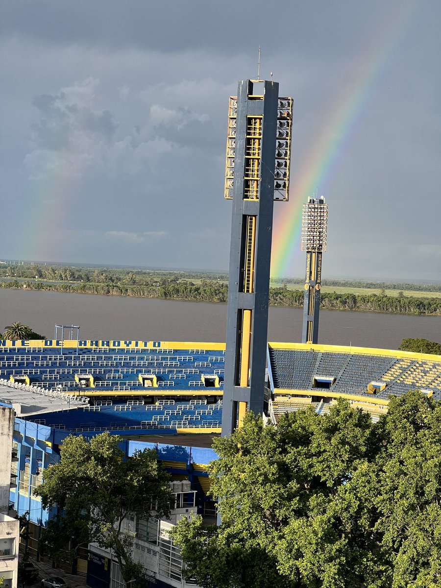 Guerrero1889's tweet photo. El cada día más Gigante de Arroyito https://t.co/e24W1kgtvn