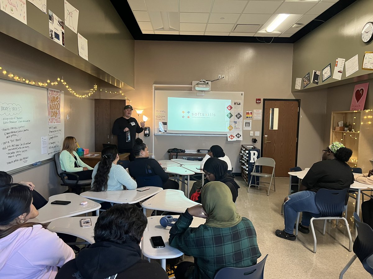 Avenue Scholars are piloting a new soft skills assessment to discover their strengths. Thanks to Jeff Nieto for bringing this to us! As employers move to skills based hiring, Avenue Scholars will be ready!