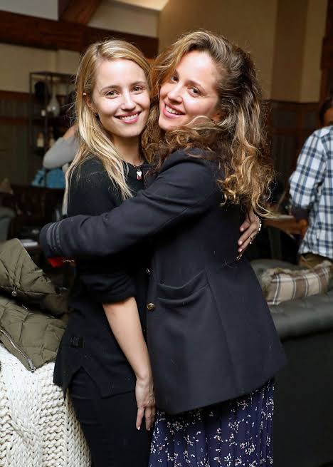 Dianna Agron Updates tweet media