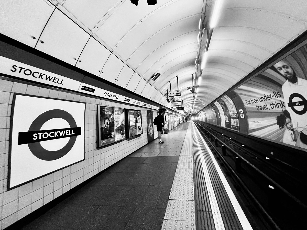 The Wait at Stockwell #londonunderground #london #blackandwhite #monochrome