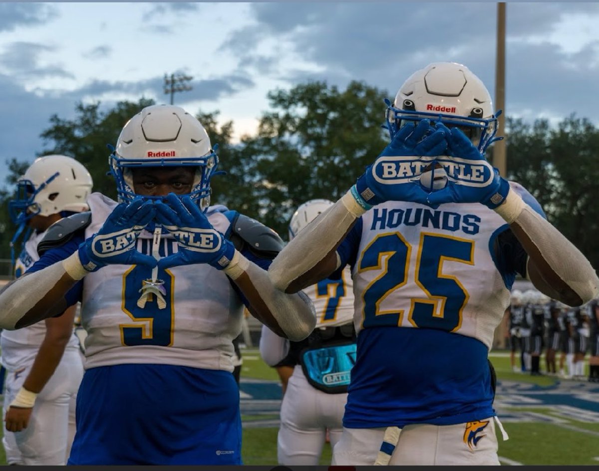 Kantkeepup_Mali's tweet photo. #BattleBrothers @itsnot_Trae https://t.co/rharVOocNl