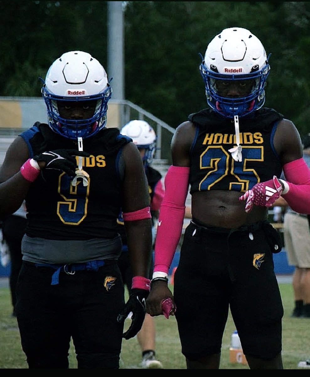 Kantkeepup_Mali's tweet photo. #BattleBrothers @itsnot_Trae https://t.co/rharVOocNl