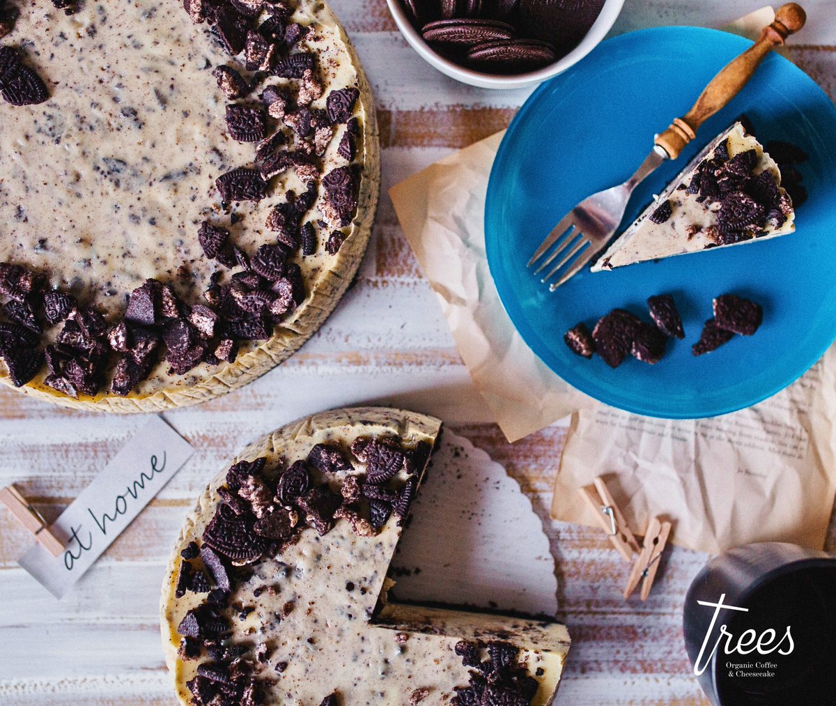 Treat yourself to the delightful experience of our homemade Oreo Cheesecake, freshly baked every day right in our kitchen. 👋 Have a lovely night! ❤️
