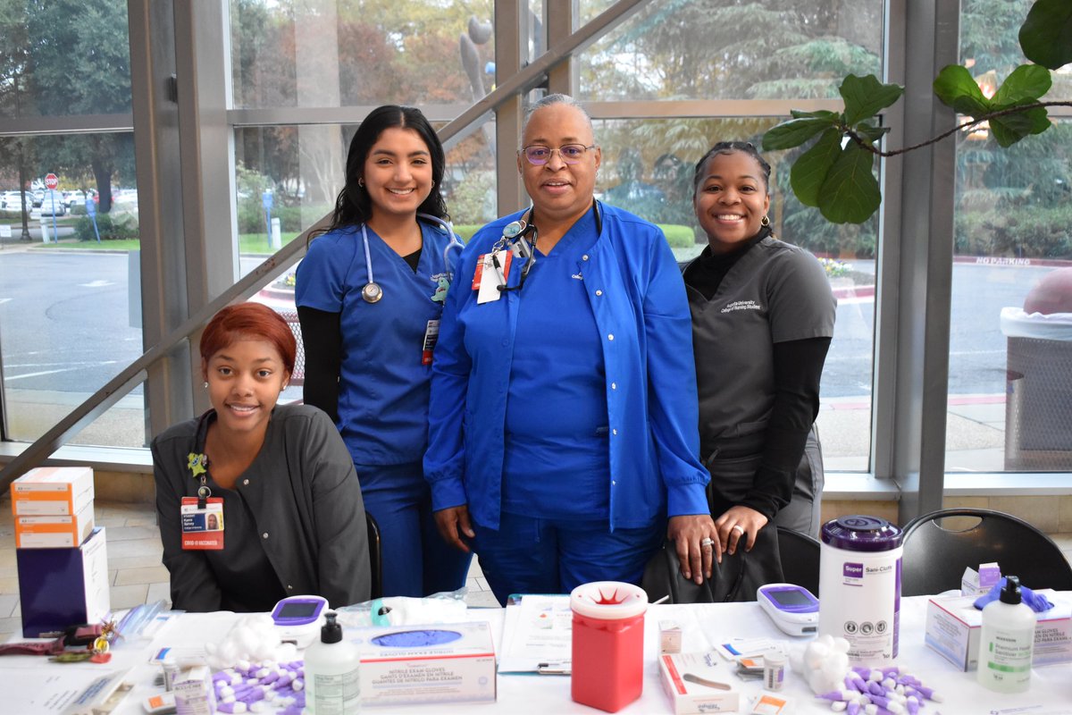 lynn_glenn's tweet photo. Diabetes Day❤️! Fighting for those living with diabetes! Kudos to the awesome nursing student helpers @AUG_nursing https://t.co/rBWL9v7437