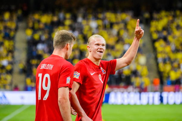 1/4 DE FINALE :

PELGIQUE 🇧🇪 ⚡️🇳🇴 PORVÈGE