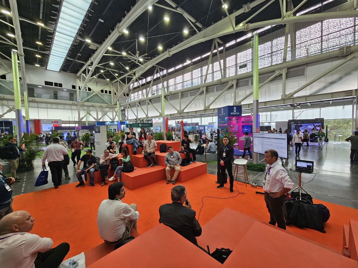 colombiaintelig's tweet image. ¡ÁGORA DEL CONOCIMIENTO! #FISE2023
@colombiaintelig @FISE_Colombia
Finalizamos nuestro 2️⃣do día lleno de conocimiento junto con @UniversidadEIA @CIDET
 @rielec @upbcolombia @XM_SA_ESP @CENCiec @metrum Muchas gracias!
Conoce la agenda👇 1️⃣6️⃣ nov
fiseportal.fise.co/ferias/feria-f…