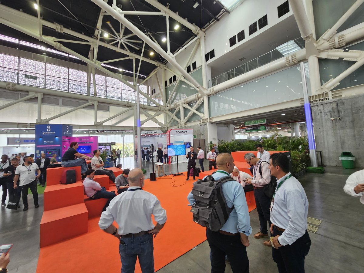 colombiaintelig's tweet image. ¡ÁGORA DEL CONOCIMIENTO! #FISE2023
@colombiaintelig @FISE_Colombia
Finalizamos nuestro 2️⃣do día lleno de conocimiento junto con @UniversidadEIA @CIDET
 @rielec @upbcolombia @XM_SA_ESP @CENCiec @metrum Muchas gracias!
Conoce la agenda👇 1️⃣6️⃣ nov
fiseportal.fise.co/ferias/feria-f…