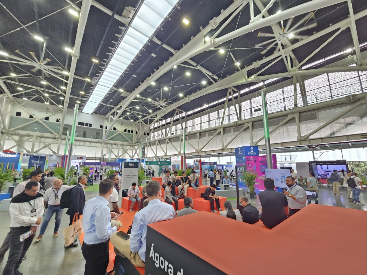 colombiaintelig's tweet image. ¡ÁGORA DEL CONOCIMIENTO! #FISE2023
@colombiaintelig @FISE_Colombia
Finalizamos nuestro 2️⃣do día lleno de conocimiento junto con @UniversidadEIA @CIDET
 @rielec @upbcolombia @XM_SA_ESP @CENCiec @metrum Muchas gracias!
Conoce la agenda👇 1️⃣6️⃣ nov
fiseportal.fise.co/ferias/feria-f…