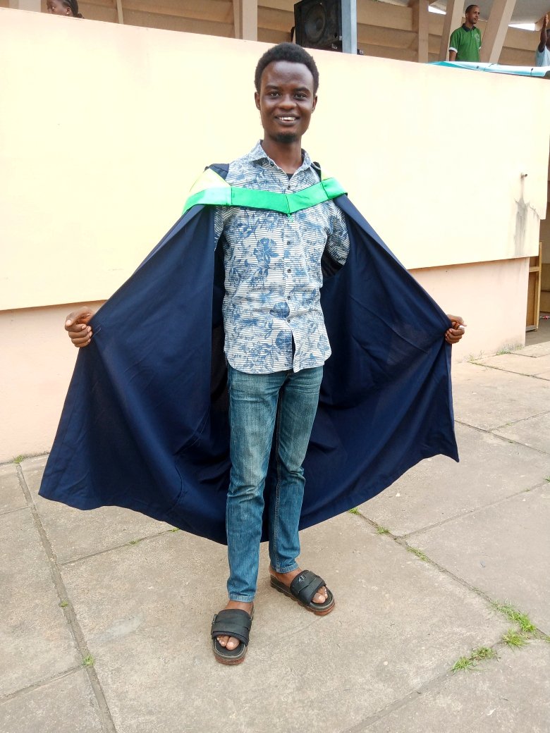 Pauladenipekun's tweet photo. Happy convocation my people 🥂🍾

It's the last slide for me 😂😂 https://t.co/5oYRzwfgby