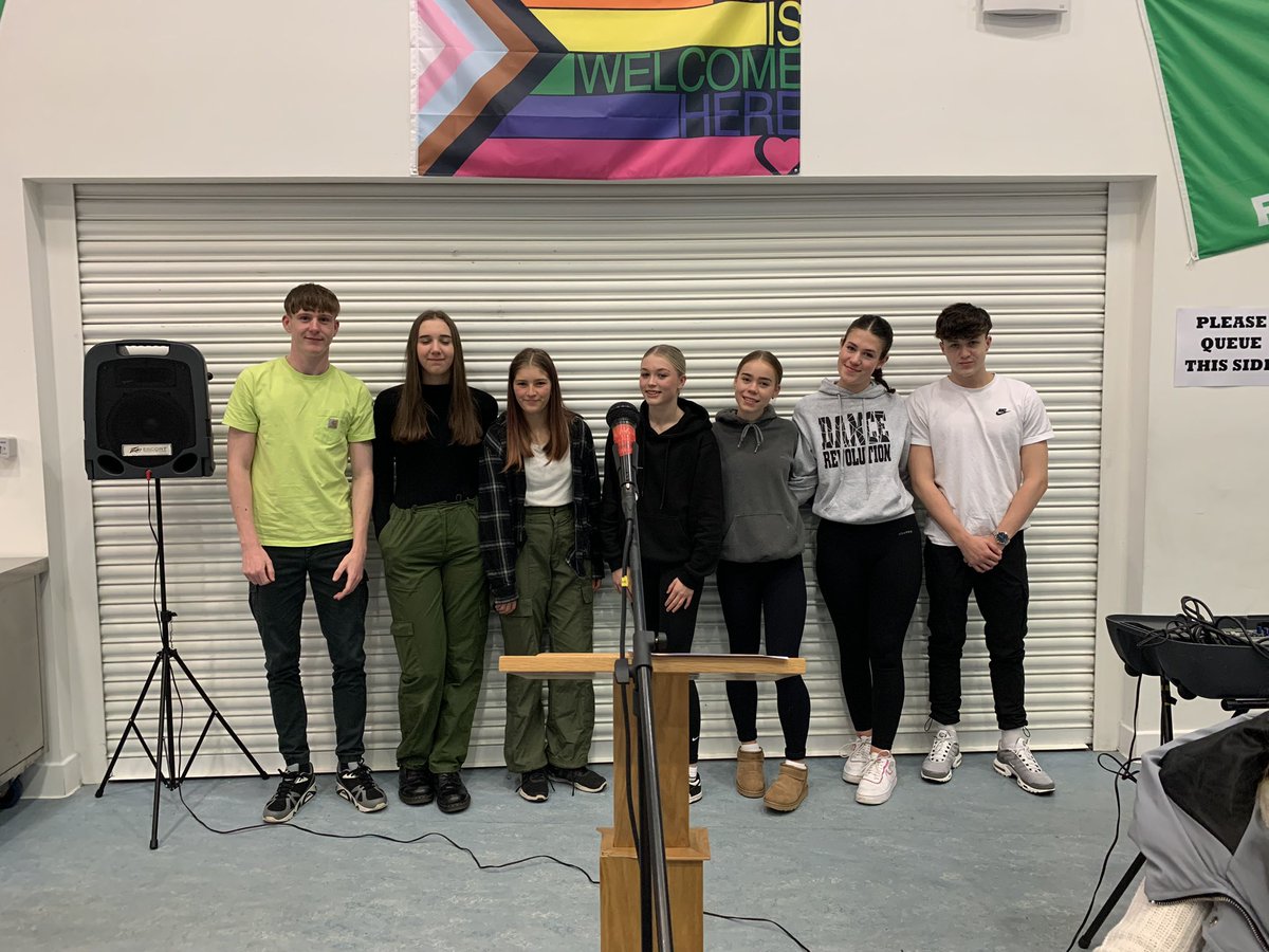 GroveAcPE's tweet photo. 🔵 SPORTS AMBASSADORS 🔵

A huge well done to our Sports Ambassadors, who successfully hosted a Games Night tonight! Money raised will be split between @DundeeBairns and support equal opportunities for sport at Grove.

#grove
#equality
#inclusion 
#sportsambassadors

🔹🔷🔹🔷🔹 https://t.co/fFXdirPUsK