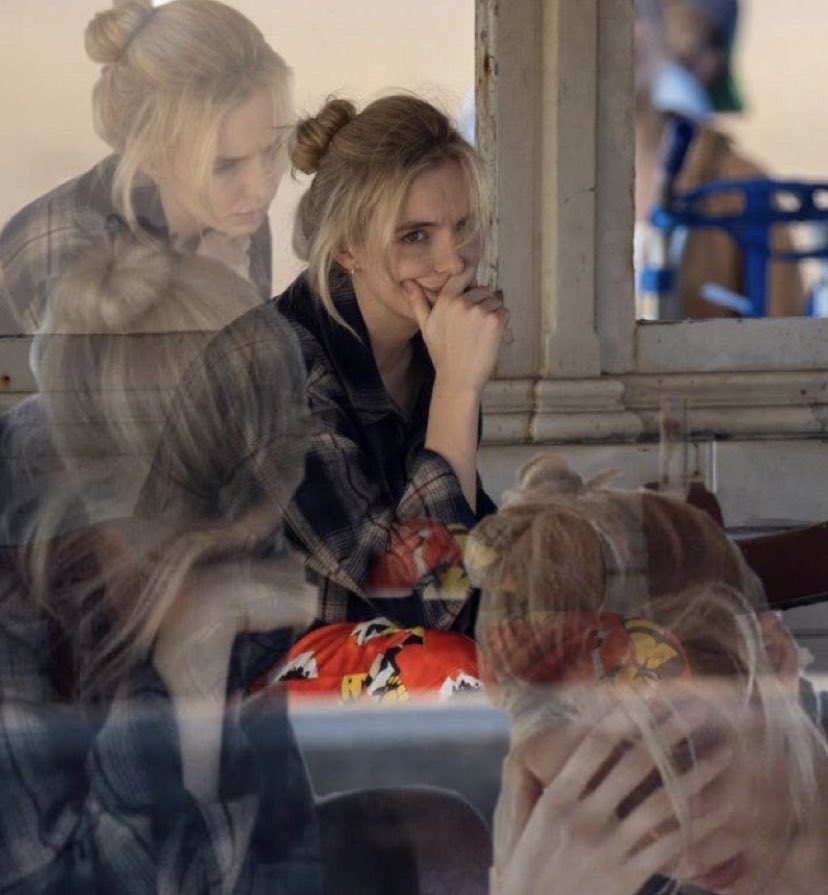 inordinqry's tweet image. my moms just got divorced. i have heartache no one speak to me. #sandie