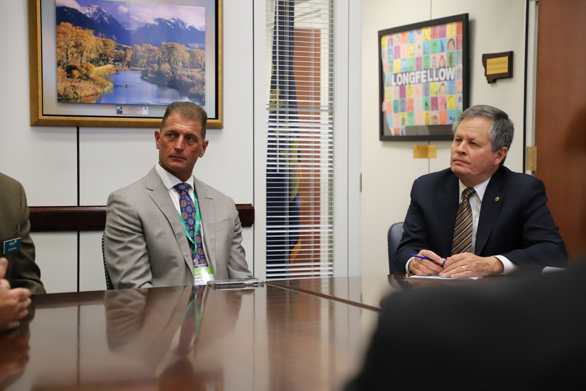 SteveDaines's tweet photo. Great to meet with AgWest Farm Credit today.

In Montana, agriculture is part of our way of life and it’s important that Montana ag is heard loud and clear in the upcoming Farm Bill. https://t.co/sJnpAONug8
