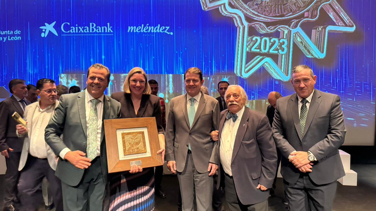 MIsabelBlanco's tweet photo. En los #PremiosLaPosada2023 de @DiarioCyLMundo han sido reconocidos dos proyectos zamoranos: @quesoslaantigua como Mejor Proyecto de #Zamora y @bodegaliberalia a la Iniciativa Enológica-vitivinícola.

¡Enhorabuena! https://t.co/qgbv4ghBx4