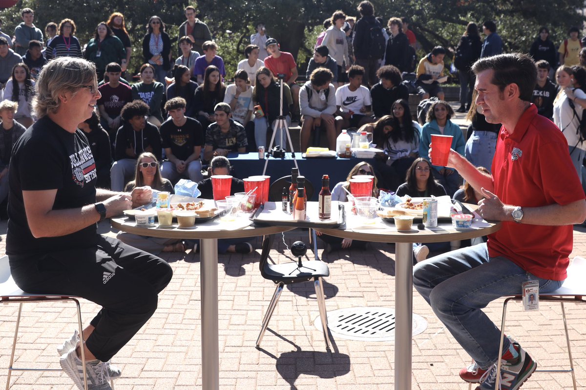 JBHS_dispatch's tweet photo. HOT ONES: Today during both lunches, four staff members completed the Hot Ones Challenge, eating increasingly spicy chicken wings. Ran by Business Professionals of America, four staff members were chosen by student donations with one vote for every dollar.

📸: Alex Edwards https://t.co/f5vx8al3e8
