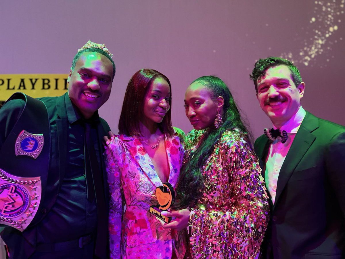 TheTiffBarrett's tweet image. You may now address me as the Barrymore Award winning Tiffany Barrett #BarrymoreAwards #Awardwinning #PhillyTheatre #TheatrePhiladelphia #Clydes #LynnNottagePlay