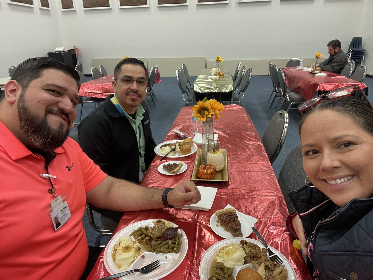 Jennifer Lopez tweet media