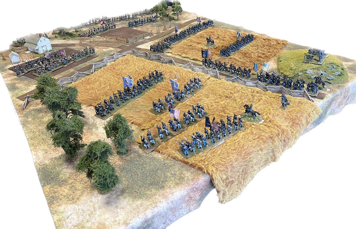 40mm ACW at Afternoon Academy today. Battle or Wyse’s Fork outside Kinston, NC 8 March 1865

@CigarBoxBattle 

#historicalminiaturewargaming #40mmwargame #americancivilwar