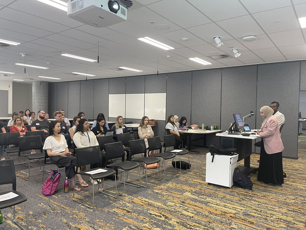 SydCancerNetwrk's tweet image. 🎉 Welcome to our #CRNHDRs23, “Theme: Collaboration and Interdisciplinary Partnerships”, co-chairs @PranujanP and Farhana Mollah #HDR #HDRstudents #Honours #Masters #PhD #career #Cancer #Oncology #CancerResearch #Tumour #USYD #SydneyUni