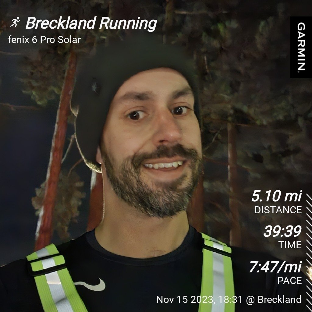 RunNicholasRun's tweet photo. After a long few days working in Newcastle, I managed to get back for training tonight. 
Pyramid training, legs aren't impressed with me now .. but it's for the greater good 😂

#run #running #athletics #TeamTAC #MentalHealthMatters https://t.co/QF6gjDk8cW