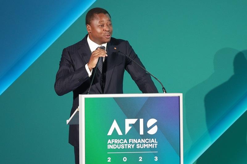 PresidenceTg's tweet photo. Le Président de la République, SEM @FEGnassingbe, a ouvert ce 15 novembre 2023, le troisième Sommet de l’Industrie financière africaine (#AFIS) initié par le Groupe Jeune Afrique média en partenariat avec la Société financière internationale (SFI).

https://t.co/3ka55atYIp https://t.co/0dCFfon2PG