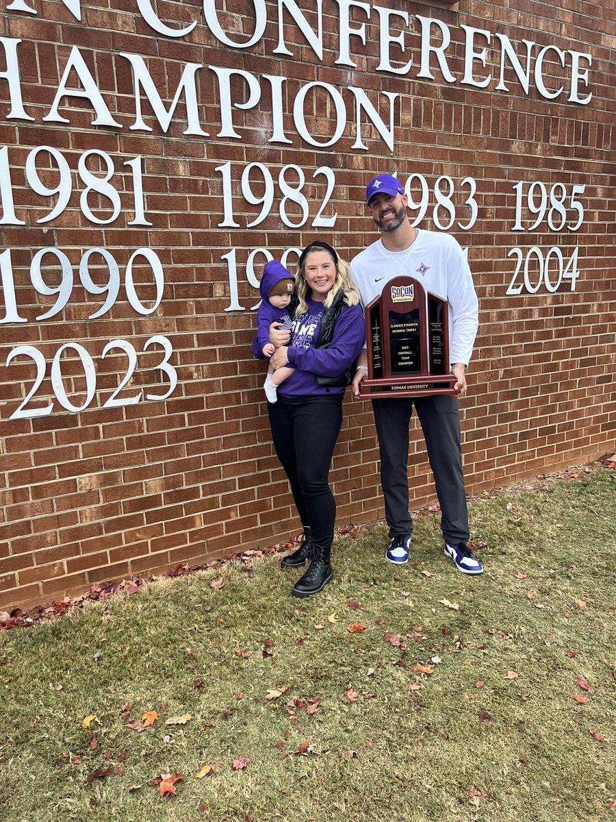 kaci_roper's tweet photo. I am married to a champion 💜🤍🏆💍 @justin_roper @PaladinFootball https://t.co/oXKXxL1r0D