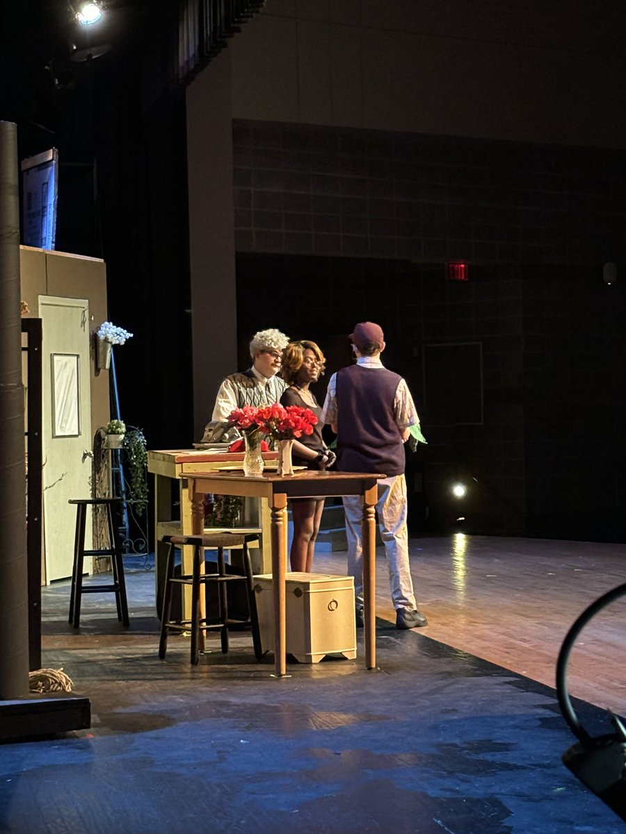 Little Shop opens tomorrow! 7PM in the THS Theatre! Get your tickets now at: turnerhighschooltheatre.ludus.com/index.php?show…