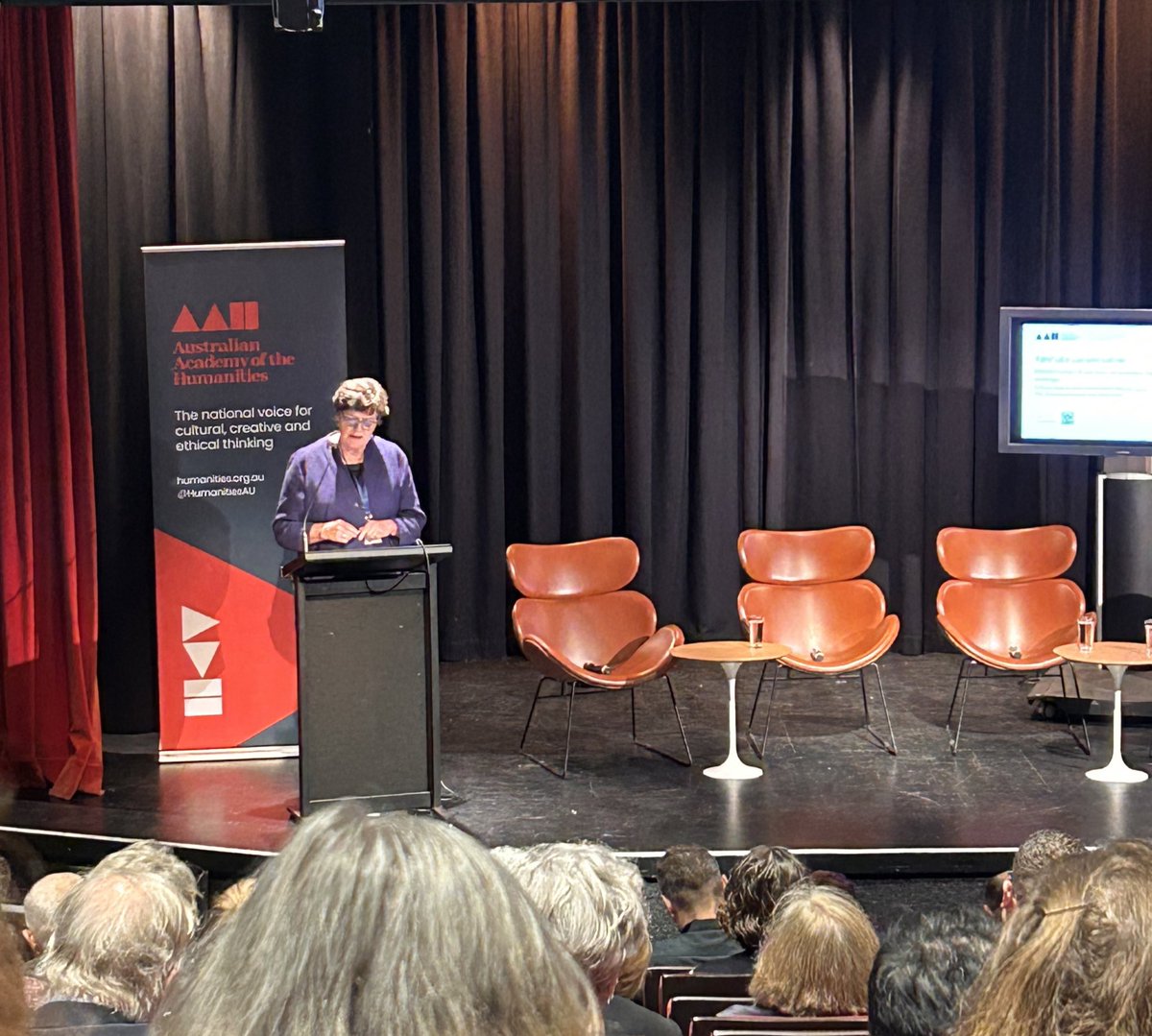HumanitiesAU's tweet photo. A welcome from Academy President, Lesley Head to open the thrilling first day of #AAHSymposium, Between humans &amp; machines. Stay tuned for program highlights, join as an online participant: https://t.co/F75Z2otmMC https://t.co/6sRU3giEwR