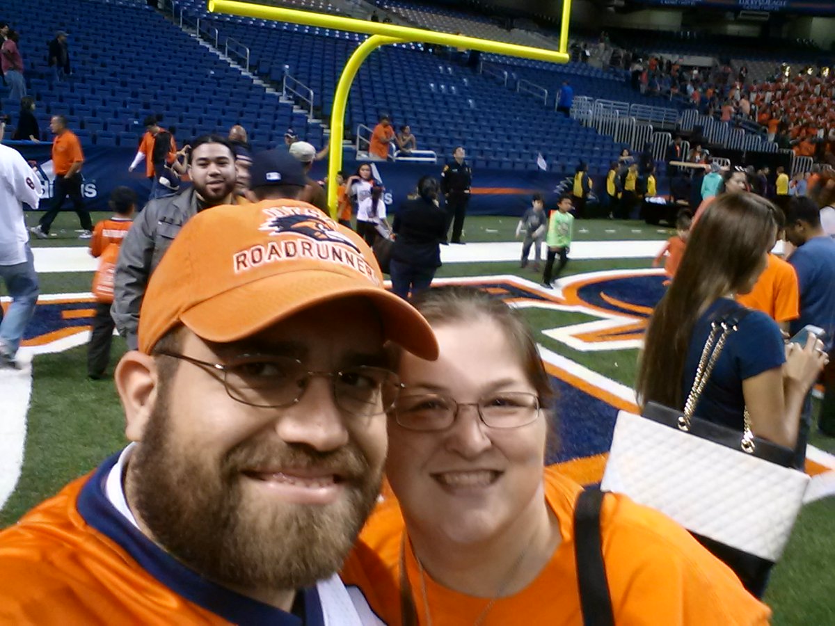 EricMoreno6477's tweet image. Dear @UTSAAlumni,
Me: C/O '07
@mskris16: C/O '14
This Friday, we'll have been married for four years. Where will we be celebrating? The @alamodome, of course, cheering on @UTSAFTBL!
We are #foreverowdy! #BirdsUp