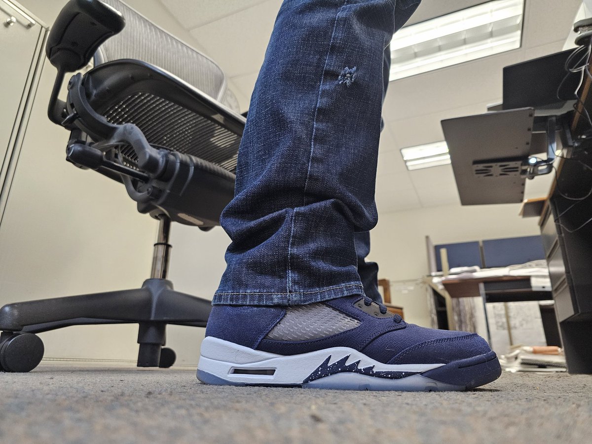 DavidGo59538089's tweet photo. #kotd #thosekicksarefresh #myjs https://t.co/1RzEtoPRnb
