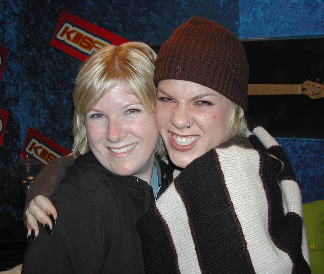 Anyone else counting down the days until Pink comes back to NZ? 😍

Throwback to the first time I met the queen herself, she is awesome!!