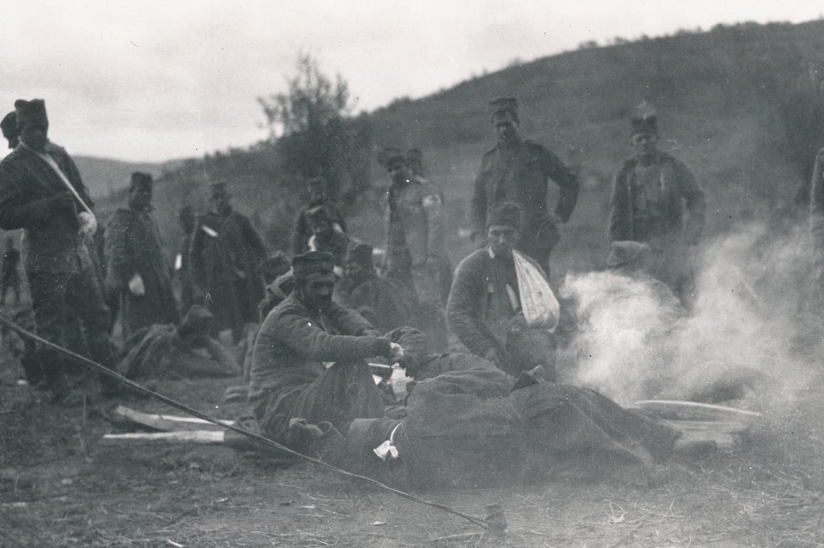 Колубарска битка - 10 ствари које треба да знате о њој

На овај дан је почела чувена Колубарска битка. Нисам баш најпозванији да о њој пишем, али... ових 10 ствари о њој би морало да се зна:

1) Колубарска битка је највећа битка коју су у Првом светском рату водиле Краљевина