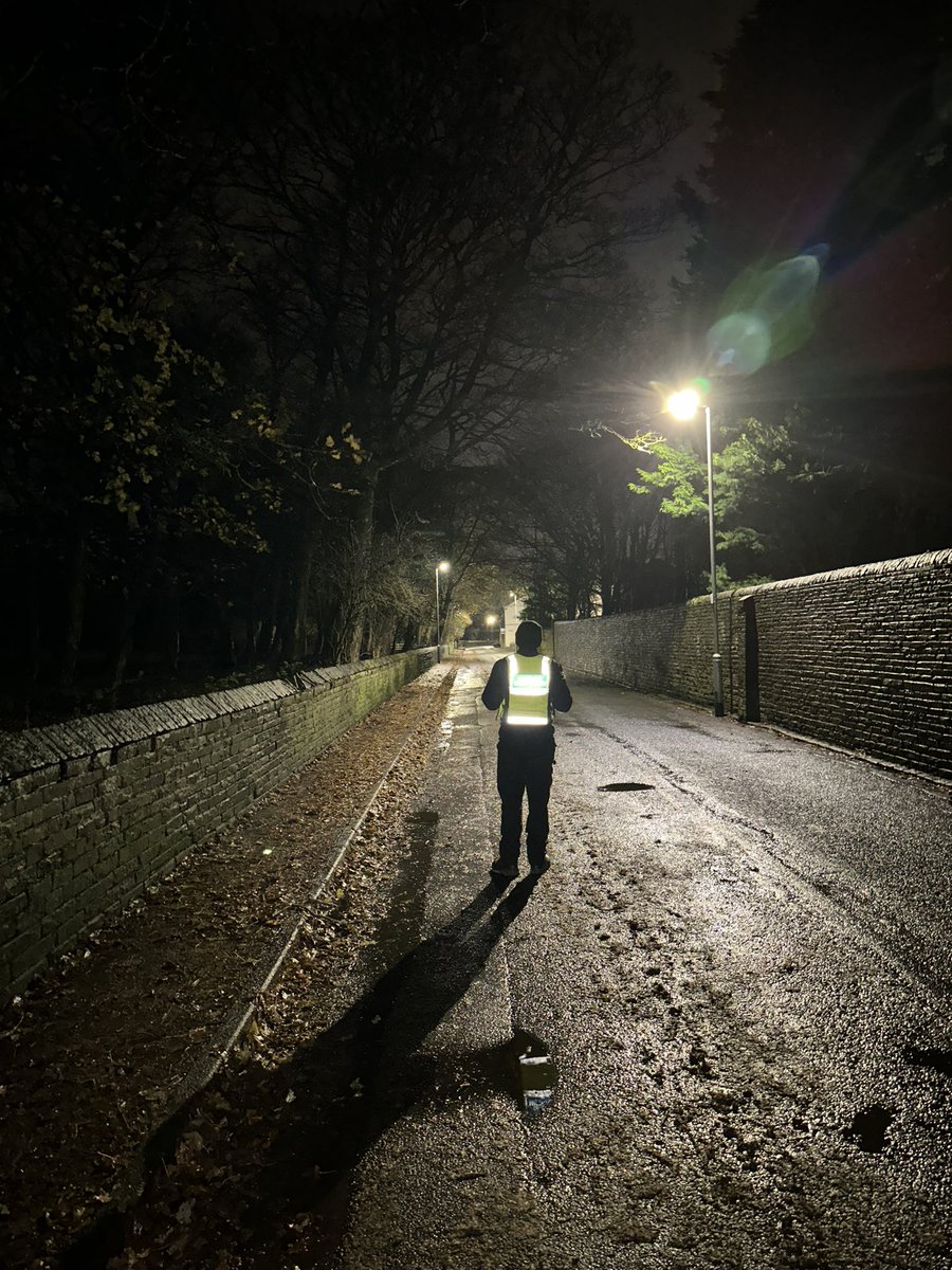 #Team1 doing patrols within North Halifax this evening. Including Foot Patrols of Shelf Hall Park and Northowram 

<a href="/Calderdale/">Calderdale Council</a> 
@CswSamual337 
<a href="/warden_liz/">CSW Liz 318</a> 
#DaysofActionCdale
#dontmuckabout