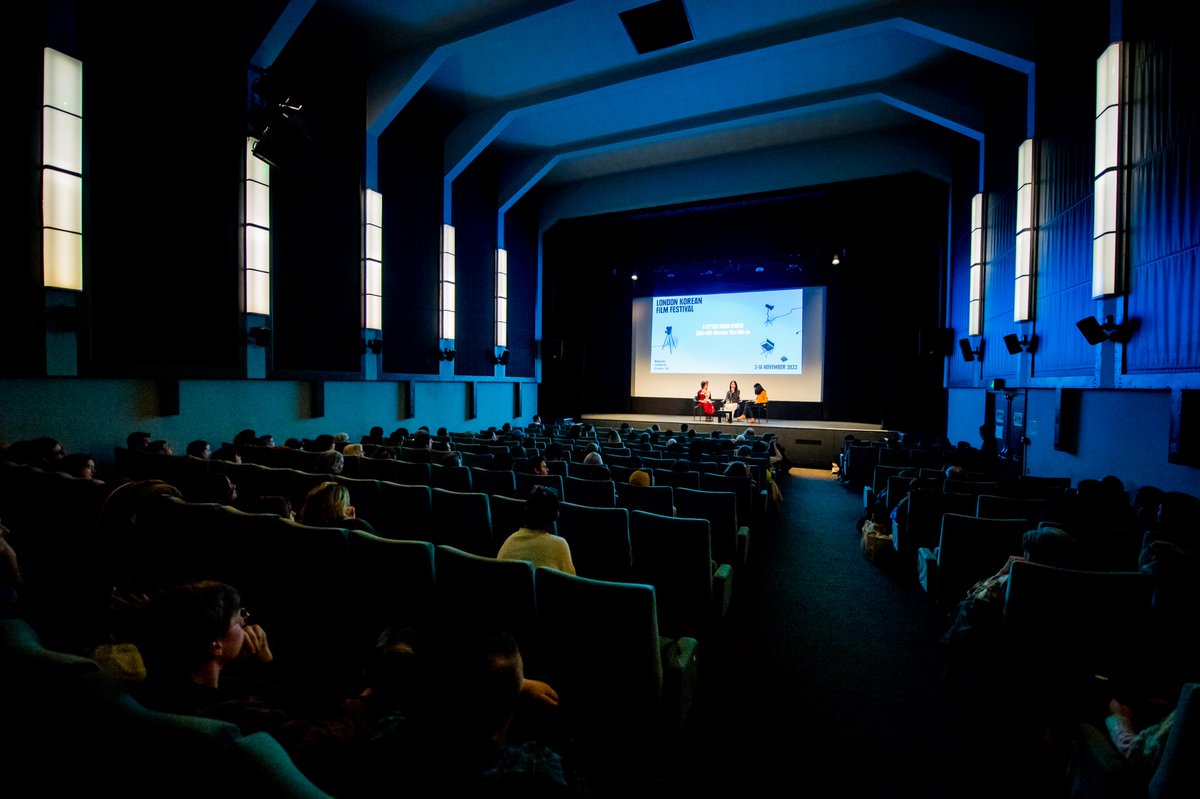 koreanfilmfest's tweet photo. 📷 Some pictures from the A Letter from Kyoto💌🎐 screening last weekend at Cine Lumiere with Director Minju Kim and a full house of enthusiastic audiences!
#LKFF2023 #koreancinema #lkff #londonkoreanfilmfestival #koreanfilm #korea #koreanculture #londonscreenings #filmfestival https://t.co/KKsR06l6RO