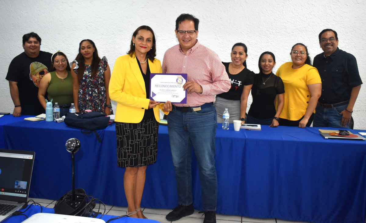 UsPosgrado's tweet photo. *Exministro de la Secretaría de Energía en la embajada de México en Japón, Adolfo Laborde, concluyó la asignatura: Administración de Innovación Tecnológica a estudiantes de la #MaestríaenAdministración.
https://t.co/1OmX18jfnh https://t.co/gJWFb7RZsp