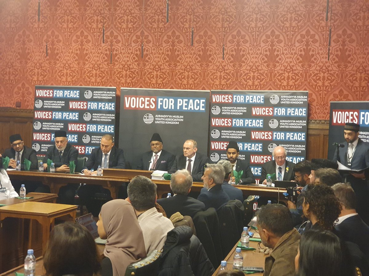 UKMuslimYouth's tweet photo. .@hzomlot message to the international community at #VoicesforPeace event at #houseofcommons

#CeasefireNowInGaza https://t.co/XLBtmJ3Cby