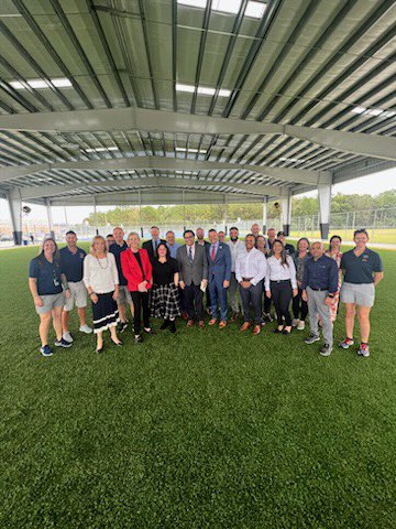 CouncilmanViera's tweet photo. Today we had the ribbon cutting for this innovative @CityofTampa &amp; @HillsboroughSch partnership to expand recreational activities in New Tampa by $3.5 million through this pavilion at Liberty Middle at Tampa
Palms.

Great work with great words by @JaneCastor @jessicavaughnsb. https://t.co/iSLjsed66o