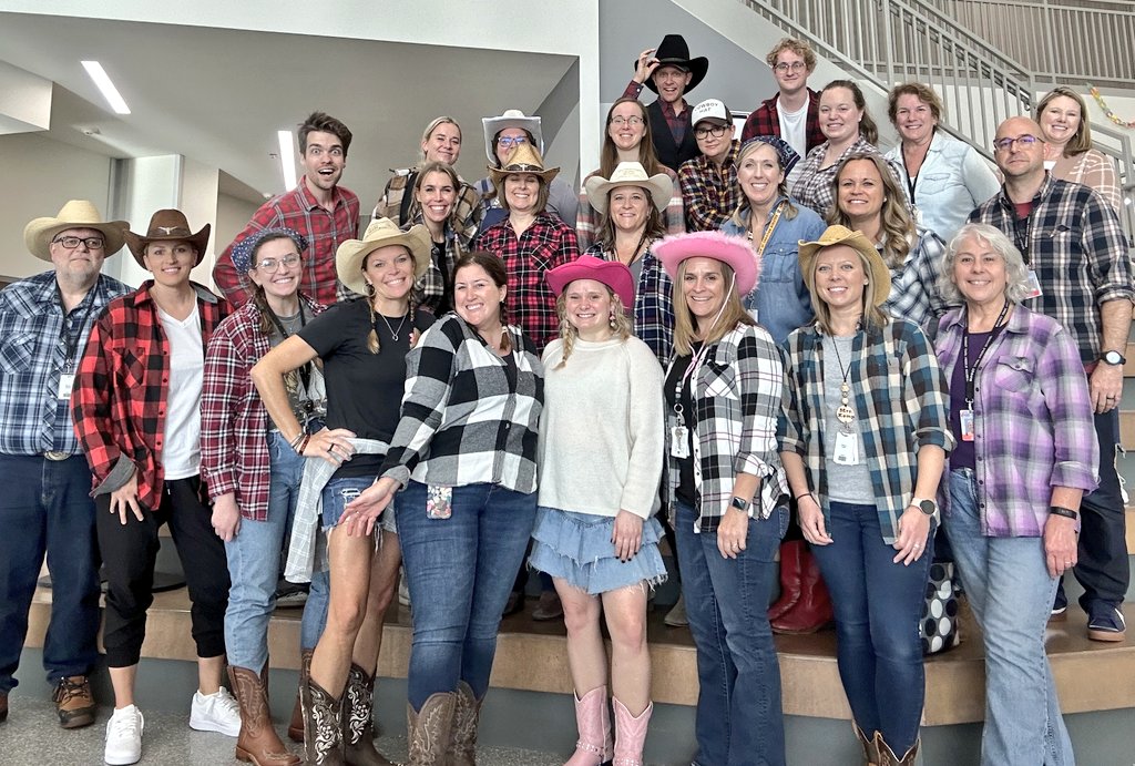 Mrs. Komp tweet media