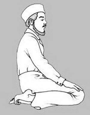 vidu_ff's tweet photo. - صحّح قراءتك في التشهّد : 

” التحيات لله ، والصلوات ، والطيبات ، السلام عليك أيها النبي ورحمة الله وبركاته ، السلام علينا وعلى عباد الله  الصالحين ، أشهد أن لا إله إلا الله ، وأشهد أن محمداً عبده ورسوله “

| البخاري :831 |

- وبعد الانتهاء من التشهد تقرأ الصلاة الإبراهيمية : 
” اللهم صل على محمد وعلى آل محمد كما صليت على إبراهيم وعلى آل إبراهيم إنك حميد مجيد ، اللهم بارك على محمد وعلى آل محمد كما باركت على إبراهيم وعلى آل إبراهيم إنك حميد مجيد “

| البخاري : 6357 |

- وبعدها تستعيذ بالله من أربع :
”اللهم إني أعوذ بك من عذاب القبر ومن عذاب جهنم ومن فتنة المحيا والممات ومن فتنة المسيح الدجال ثم تأتي بالدعاء المذكور بالسنة : اللهم إني ظلمت نفسي ظلما كثيرا ولا يغفر الذنوب إلا أنت فاغفر لي مغفرة من عندك وارحمني إنك أنت الغفور الرحيم “

| مسلم : 588 |
| البخاري : 834 |

- وقبل السلام تدعو بما شئت من الدعاء
، لقوله صلى الله عليه وسلم عقب التشهد :
” ثم ليتخير من الدعاء أعجبه إليه فيدعو “
| مسلم : 402 |

- ثم تقول : 
” اللهم أعني على ذكرك وشكرك وحسن عبادتك “ وتسلم.

| الألباني : 113 |