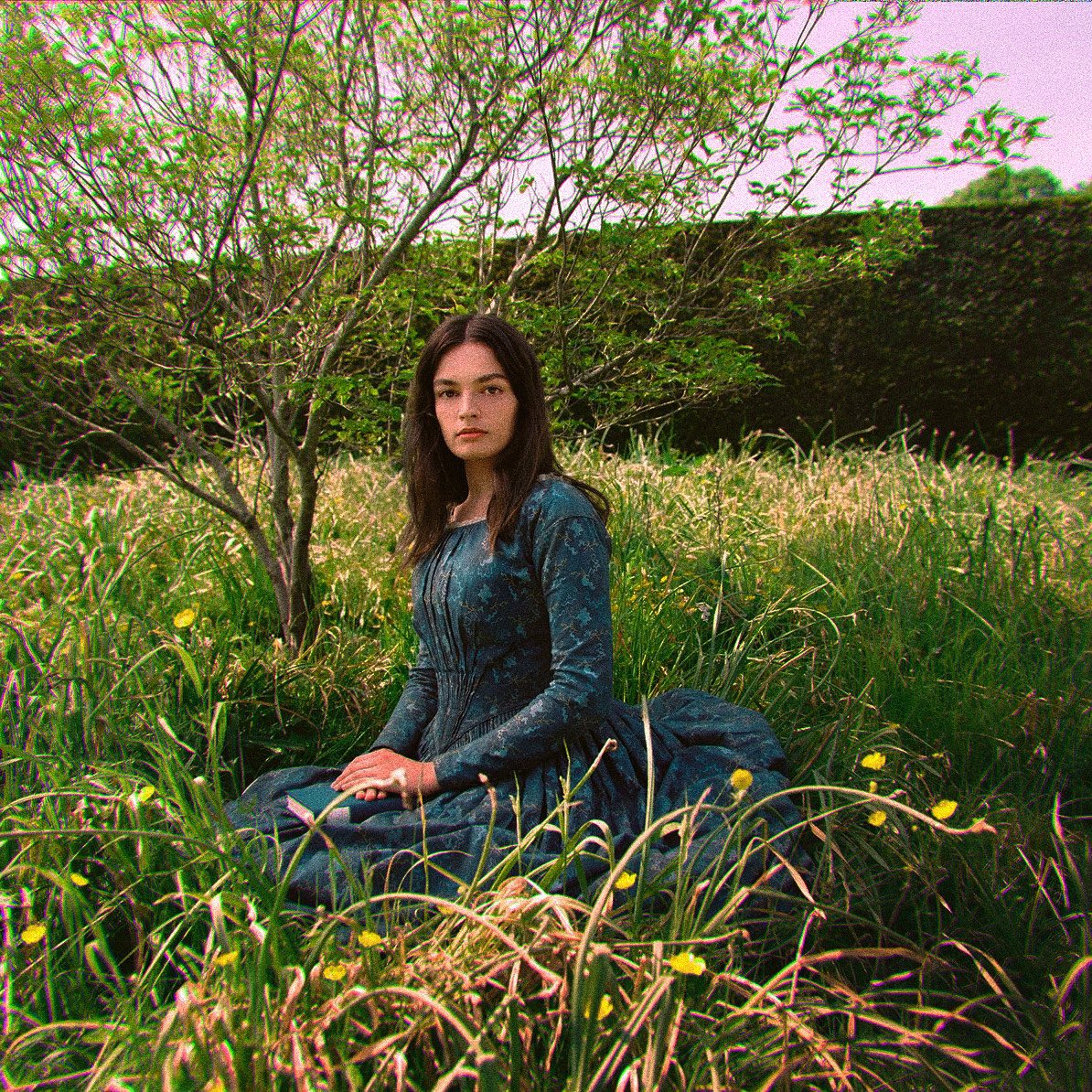 coraline found whatever she could at a local thrift store, but luckily found a blue mask to match.

her primary motivation to be here was the free drinks.