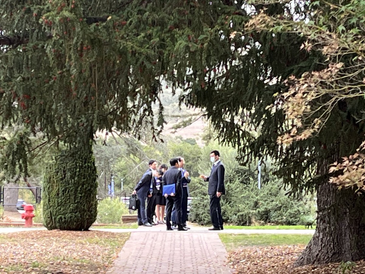 Chinese delegation seems to be in good spirits after Xi Jinping’s first meeting with ⁦@POTUS⁩ in a year