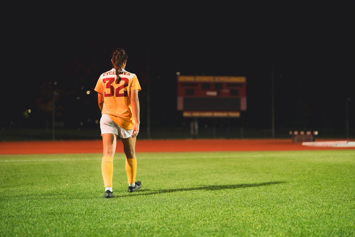 mjadamek32's tweet photo. ❤️⚽️💛 https://t.co/ghdDwFG9sB