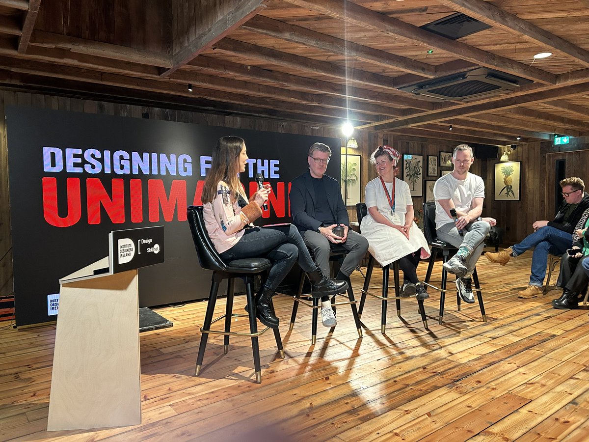 Another fab <a href="/IDIIreland/">IDI Ireland</a> event this week. Great chats…<a href="/DixonBaxi/">DixonBaxi</a> @mrcianmckenna #design #theworld Up Ireland!!
