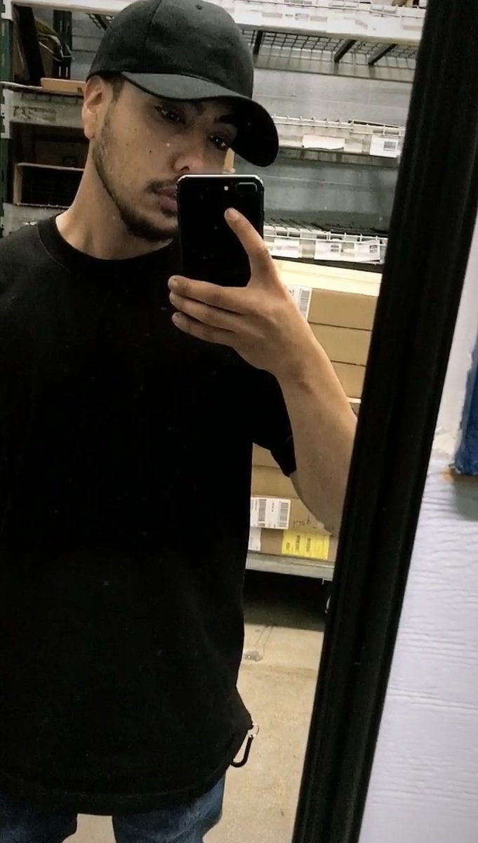 BarbzSmart46786's tweet photo. @SAINTRICOMEDIA @Sexyslutty21 @PinkFriday25069 @PinkFriday97971 @TheMrChadTurner @bimbahriii @SAINTRICOMEDIA filter no filter I still eat you tf up so now what gross sister?🤨🤭🤡 https://t.co/k0rc2RnEKd