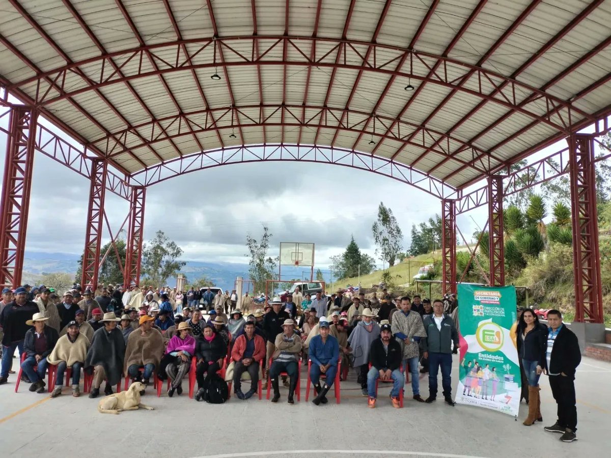 SecGobiernoBoy's tweet photo. 📚🤝 La @SGobiernoBoyaca desde la Dirección de Participación y Acción Comunal lideró la capacitación jurídica y contable a la asociación de acueducto El Rocío de la Vereda Alto y Pabas de #Turmeque
Seguimos avanzando juntos por Boyacá. 💪💼
#BoyacáAvanza @GobBoyaca https://t.co/PgC7Ll7jjW