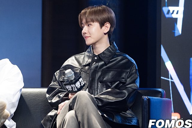 baekhyuntown's tweet photo. 롤드컵 오프닝 서는 백현 ＂K팝-롤, 무한한 가능성이라는 공통점 가져＂ (출처 : 포모스 | 네이버 스포츠) https://t.co/eVkkOkc3wy

한국에서 세 번째로 열리는 롤드컵에 참여한 스틸하츠의 멤버 백현이 그간의 리그 오브 레전드 사랑과 함께 이번 프로젝트에 참가한 소감을 전했다

#백현 #BAEKHYUN #EXO #엑소 @B_hundred_Hyun